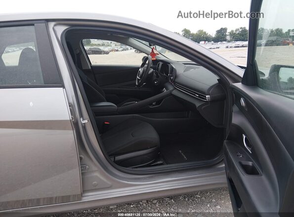 KMHLL4AG4PU543499 2023 HYUNDAI ELANTRA Серый Вид салона спереди