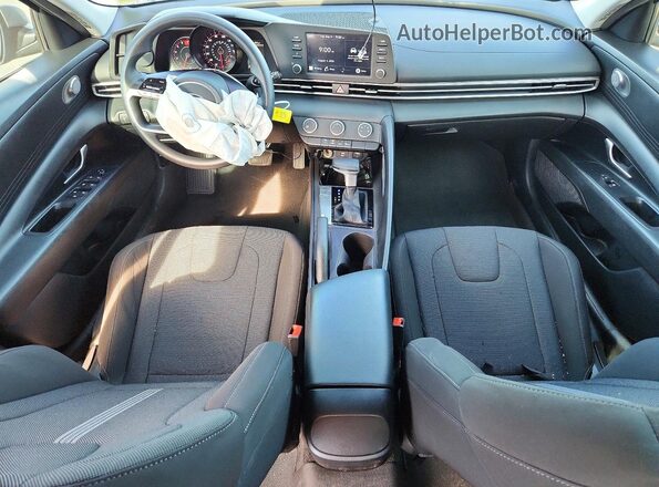 KMHLL4AG5MU148243 2021 HYUNDAI ELANTRA Silver Dashboard view