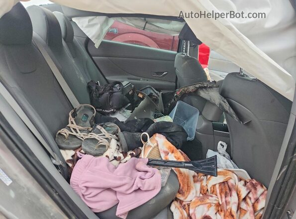 KMHLL4AG5PU540286 2023 HYUNDAI ELANTRA Silver უკანა სავარძლების ხედი