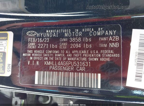 KMHLL4AG6PU531631 2023 HYUNDAI ELANTRA Black Շարժիչի բաժամունքի տեսք