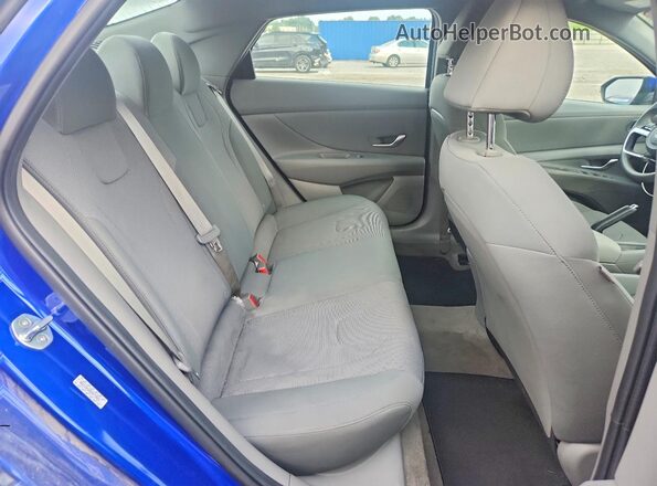 KMHLL4AG6PU571398 2023 HYUNDAI ELANTRA Blue Widok tylnych siedzeń