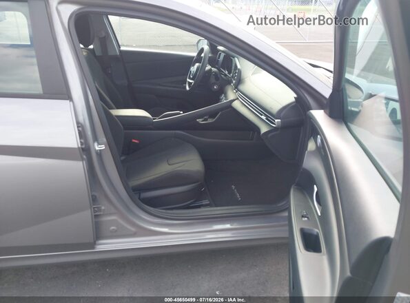 KMHLL4AG7PU544016 2023 HYUNDAI ELANTRA Silver Vista interior delantera