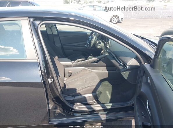 KMHLL4AG8PU544378 2023 HYUNDAI ELANTRA Black წინა სალონის ხედი