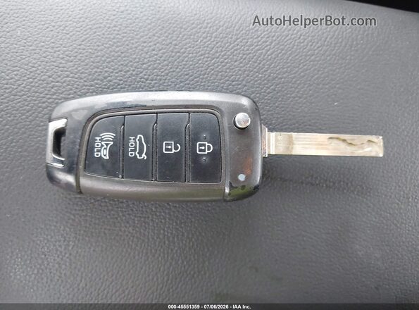 KMHLL4AG8PU550097 2023 HYUNDAI ELANTRA Silver Առջևի վահանակի տեսք