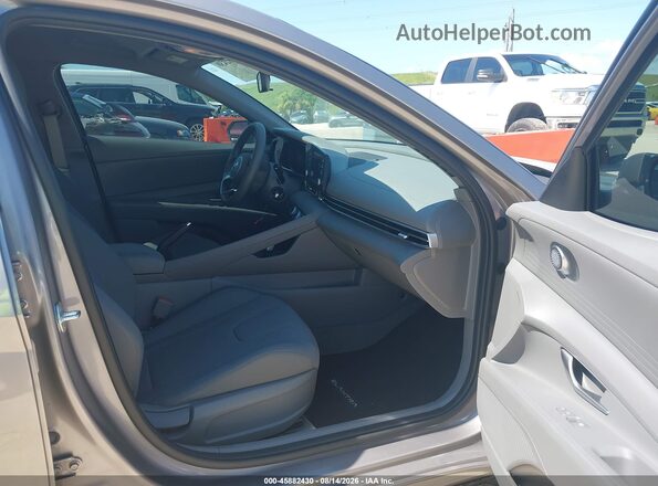 KMHLL4AG9NU245186 2022 HYUNDAI ELANTRA Gray Widok wnętrza z przodu