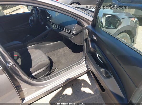 KMHLL4AG9PU557799 2023 HYUNDAI ELANTRA Gray Front interior view