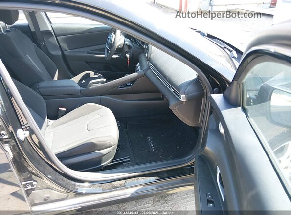 KMHLL4AGXPU531728 2023 HYUNDAI ELANTRA Black Front interior view
