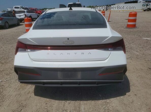 KMHLL4DG0RU851509 2024 HYUNDAI ELANTRA White Vista trasera