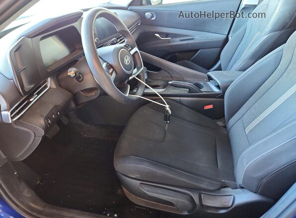 KMHLL4DG0SU015513 2025 HYUNDAI ELANTRA Blue Вид салону спереду