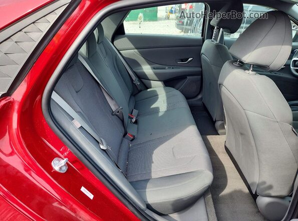 KMHLL4DG0SU899307 2025 HYUNDAI ELANTRA Red უკანა სავარძლების ხედი