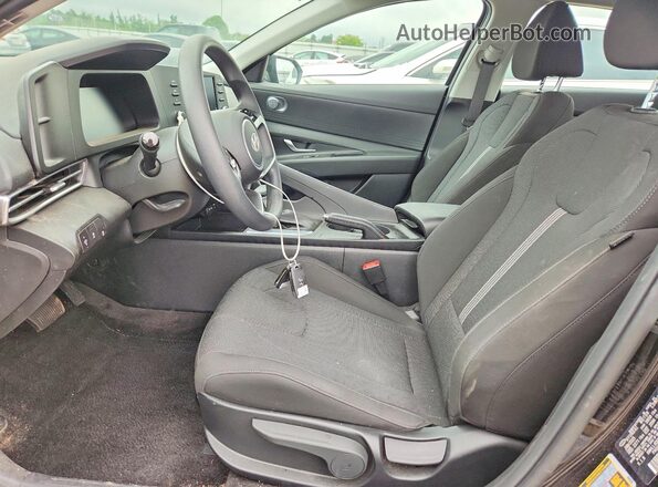 KMHLL4DG0SU975981 2025 HYUNDAI ELANTRA Black Սալոնի դիմացի տեսք