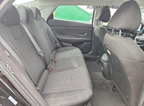 KMHLL4DG0SU975981 2025 HYUNDAI ELANTRA Black Հետևի նստատեղերի տեսք