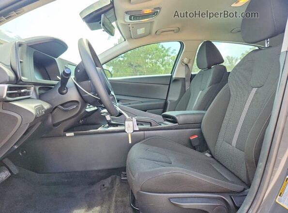 KMHLL4DG0TU129335 2026 HYUNDAI ELANTRA Gray წინა სალონის ხედი