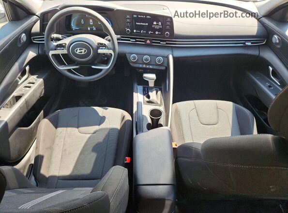 KMHLL4DG1RU839501 2024 HYUNDAI ELANTRA White Widok deski rozdzielczej
