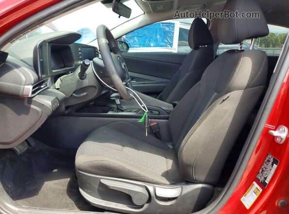 KMHLL4DG1SU990635 2025 HYUNDAI ELANTRA Red Widok wnętrza z przodu