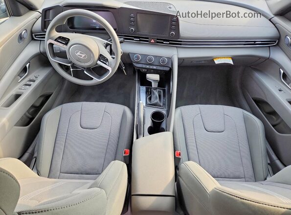 KMHLL4DG1TU205984 2026 HYUNDAI ELANTRA Gray წინა პანელის ხედი