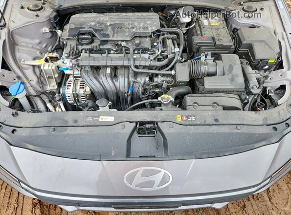 KMHLL4DG2SU039523 2025 HYUNDAI ELANTRA Серебряный Вид задней части салона