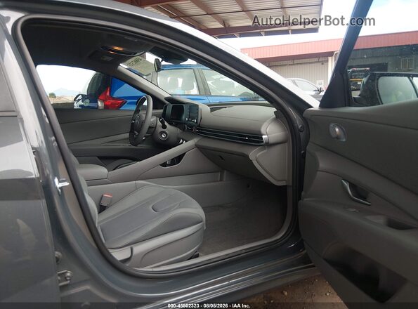 KMHLL4DG2TU116425 2026 HYUNDAI ELANTRA Серый Вид салона спереди