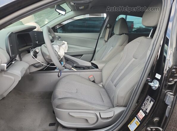 KMHLL4DG2TU165222 2026 HYUNDAI ELANTRA Black 