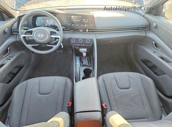 KMHLL4DG3RU637579 2024 HYUNDAI ELANTRA Black Dashboard view