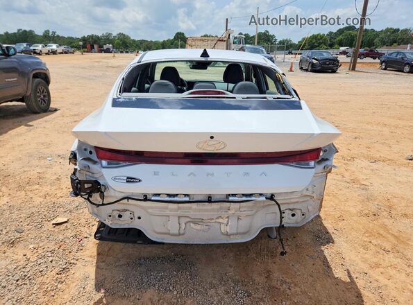 KMHLL4DG3RU741733 2024 HYUNDAI ELANTRA White Հետևի տեսք