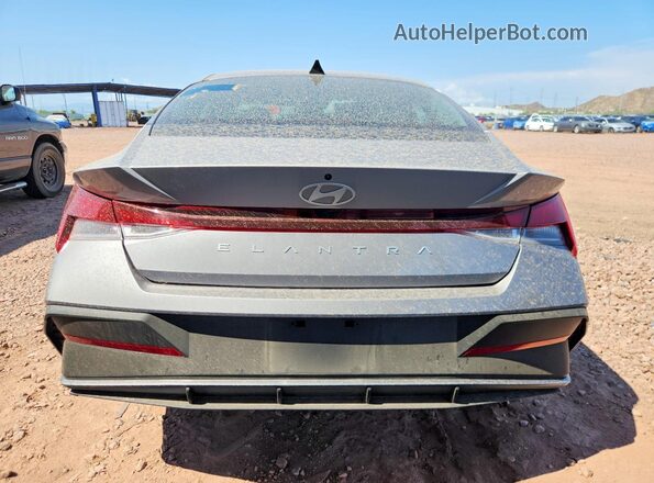 KMHLL4DG3SU040258 2025 HYUNDAI ELANTRA Silver Vista trasera
