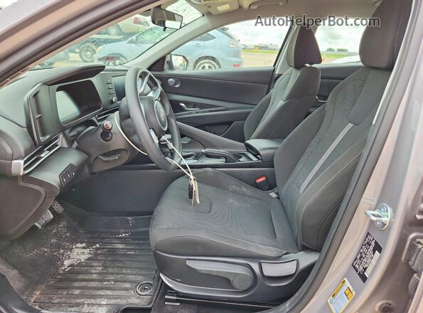 KMHLL4DG3SU041667 2025 HYUNDAI ELANTRA Silver წინა სალონის ხედი