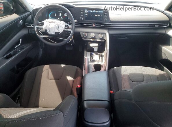 KMHLL4DG3TU104039 2026 HYUNDAI ELANTRA Gray Vista del salpicadero