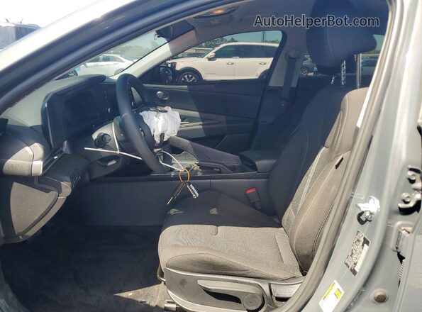 KMHLL4DG3TU104039 2026 HYUNDAI ELANTRA Gray Vista interior delantera