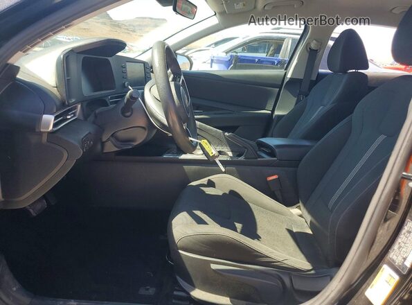 KMHLL4DG4RU637770 2024 HYUNDAI ELANTRA Black Front interior view