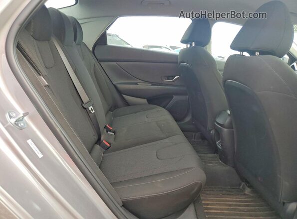 KMHLL4DG4SU041001 2025 HYUNDAI ELANTRA Silver Հետևի նստատեղերի տեսք