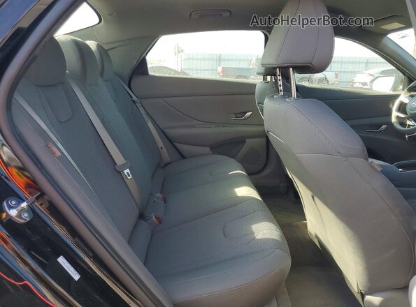 KMHLL4DG4SU969777 2025 HYUNDAI ELANTRA Black Rear seats view