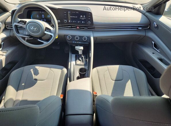 KMHLL4DG5RU657011 2024 HYUNDAI ELANTRA Черный Вид панели приборов