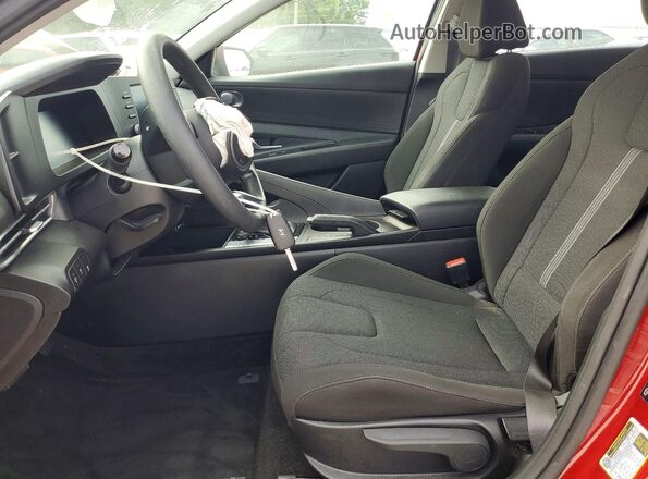 KMHLL4DG6RU831667 2024 HYUNDAI ELANTRA Red წინა სალონის ხედი