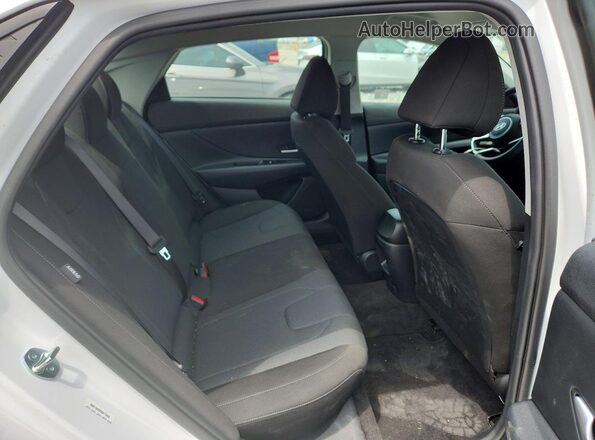 KMHLL4DG6SU911055 2025 HYUNDAI ELANTRA White Вид задніх сидінь