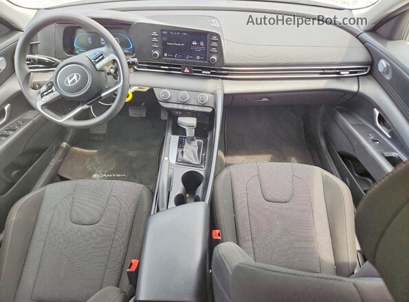 KMHLL4DG6SU911055 2025 HYUNDAI ELANTRA White Вид панелі приладів
