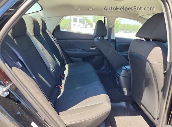 KMHLL4DG7TU175955 2026 HYUNDAI ELANTRA Black Rear seats view