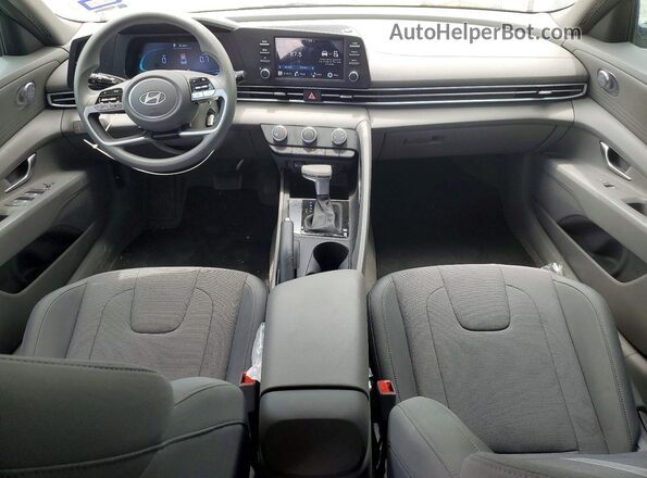 KMHLL4DG8SU041230 2025 HYUNDAI ELANTRA Black Widok deski rozdzielczej