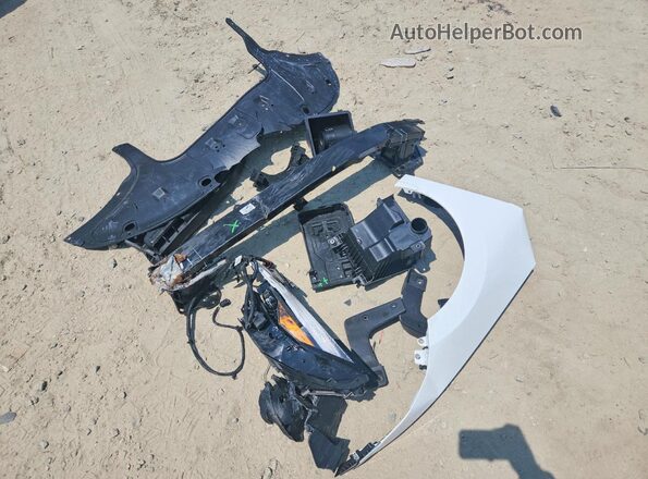 KMHLL4DG8TU181070 2026 HYUNDAI ELANTRA White Вид підкапотного простору