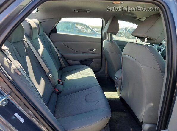KMHLL4DGXRU644254 2024 HYUNDAI ELANTRA Gray Vista de los asientos traseros