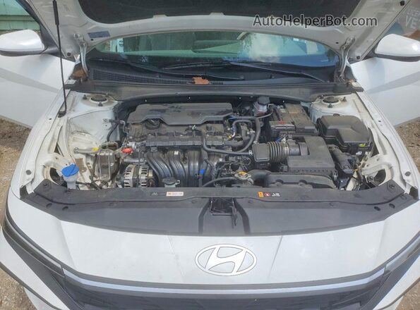 KMHLL4DGXRU801197 2024 HYUNDAI ELANTRA White Rear interior view