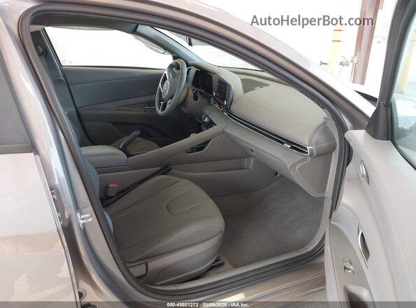 KMHLM4AG1PU491925 2023 HYUNDAI ELANTRA Gray Vista interior delantera