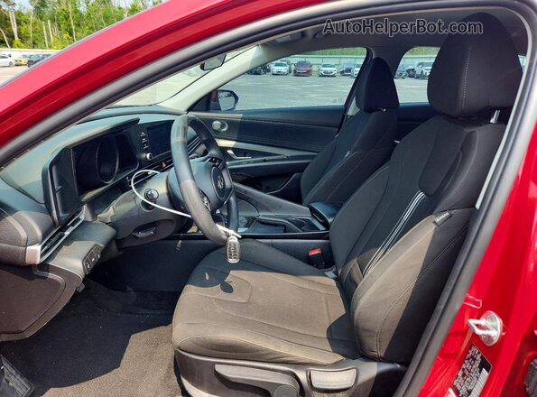 KMHLM4AG2NU361925 2022 HYUNDAI ELANTRA Red წინა სალონის ხედი