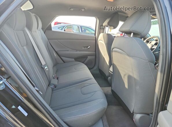 KMHLM4AG4PU537019 2023 HYUNDAI ELANTRA Black Vista de los asientos traseros