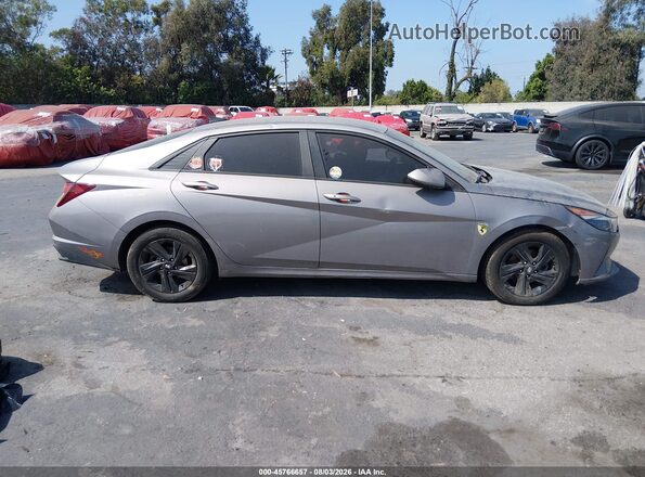 KMHLM4AG5PU474111 2023 HYUNDAI ELANTRA Серебряный Вид задней части салона