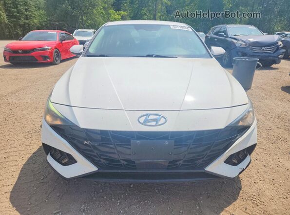 KMHLM4AG6MU085232 2021 HYUNDAI ELANTRA White Front view