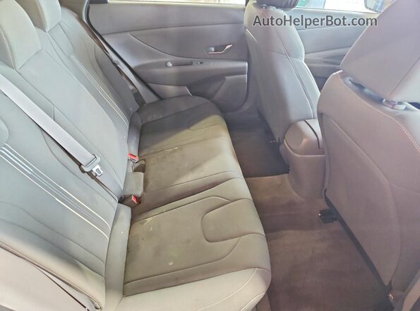 KMHLM4AG8PU415697 2023 HYUNDAI ELANTRA Серый Вид задних сидений