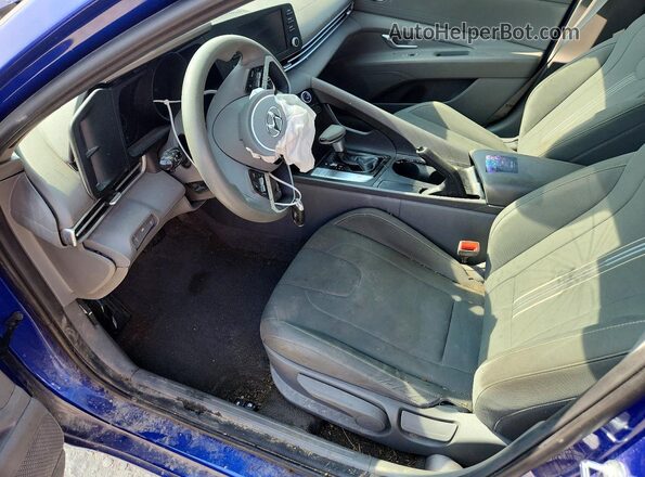 KMHLM4AG8PU496992 2023 HYUNDAI ELANTRA Blue Front interior view