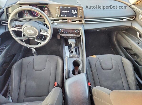 KMHLM4AG9MU068487 2021 HYUNDAI ELANTRA Blue Dashboard view