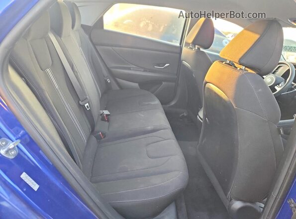 KMHLM4AG9MU068487 2021 HYUNDAI ELANTRA Blue Rear seats view